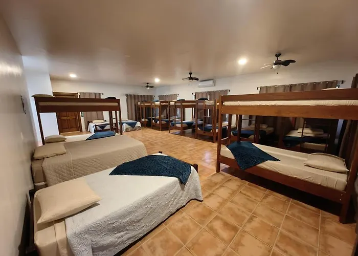 Hotel Hacienda Casa Del Viento Cuajiniquil